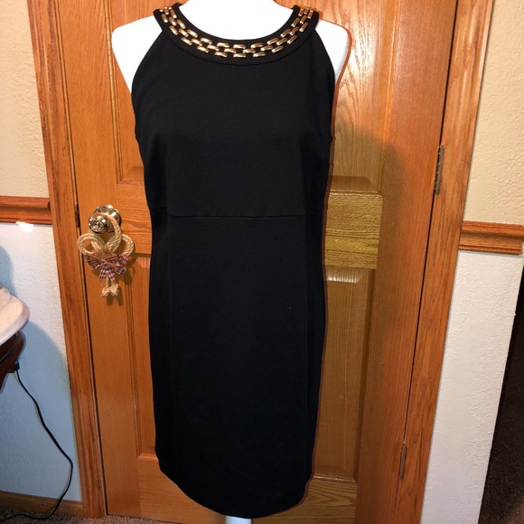 Michael Kors sz 10 Black Shift Dress Gold Neckline - Picture 1 of 2